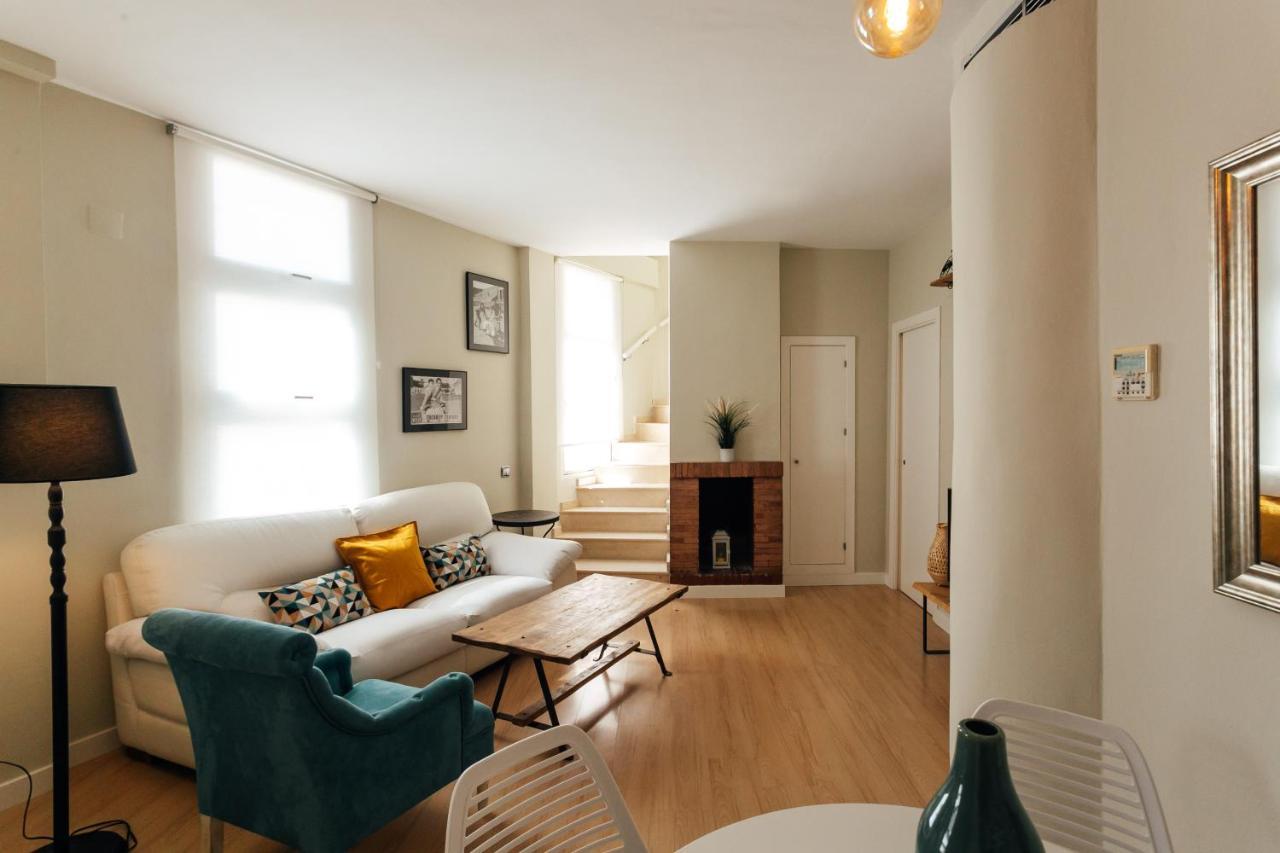 דירות סביליה Alohamundi Duplex Alameda מראה חיצוני תמונה